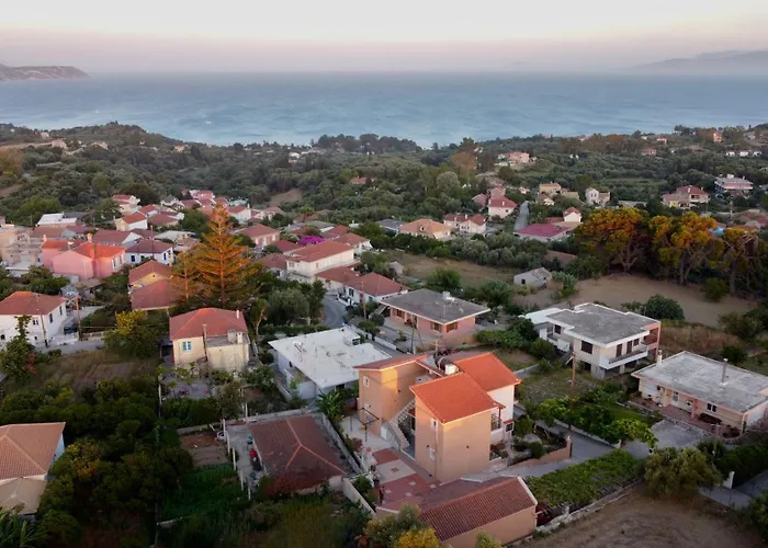 Filippos Apartments \