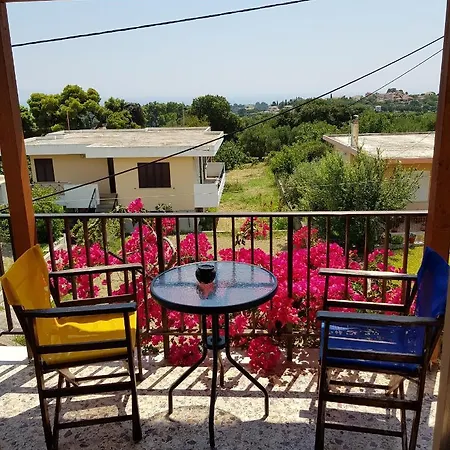 Filippos Apartments 