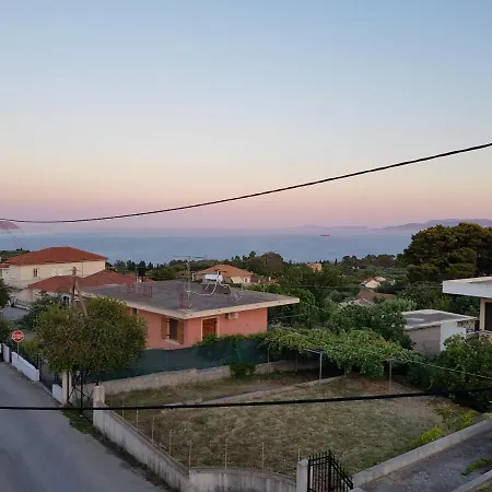 Filippos Apartments 