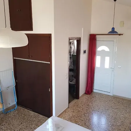 Filippos Apartments 