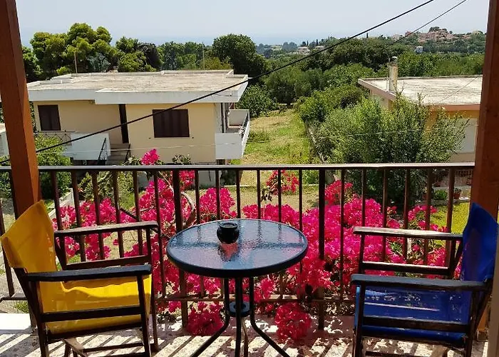 Filippos Apartments \